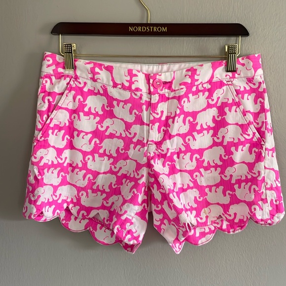 Lilly Pulitzer Pants - Lilly Pulitzer The Buttercup Short pink happy elephant 🐘🐘🐘🌸🌸🌸💕💕💕